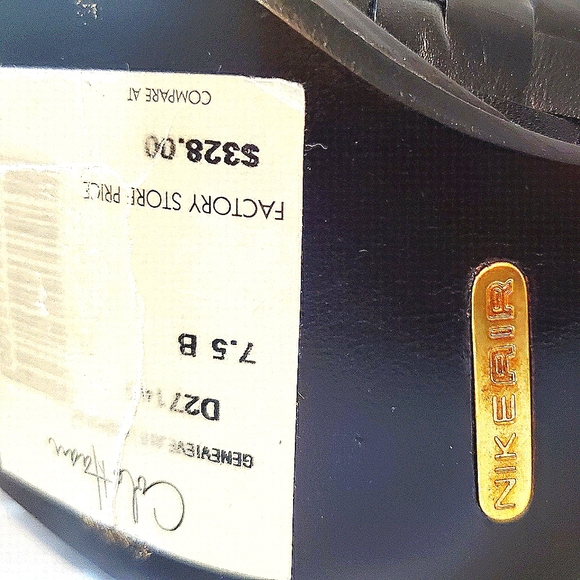 Cole Haan Nike Air Pumps - Picture 6 of 6